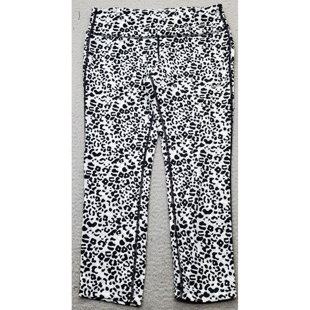 Nike Cropped Leggings Womens Medium Multi Leopard Print Dri Fit Athletic Workout